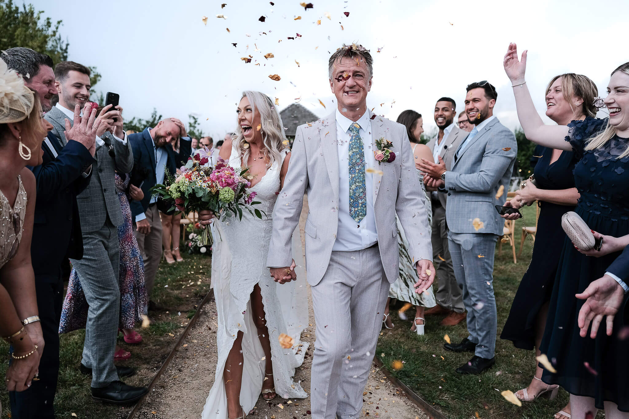 Willow Grange Farm Cambridge wedding confetti
